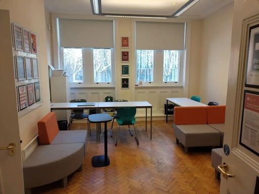 Sala de estudiantes en el BSC Londres